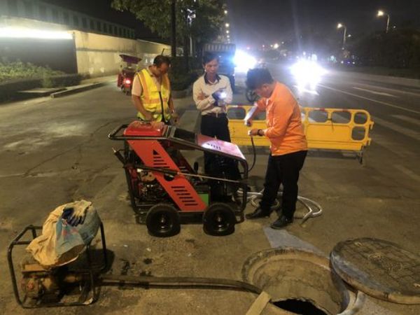 肇庆疏通马桶（重庆抽水马桶疏通）