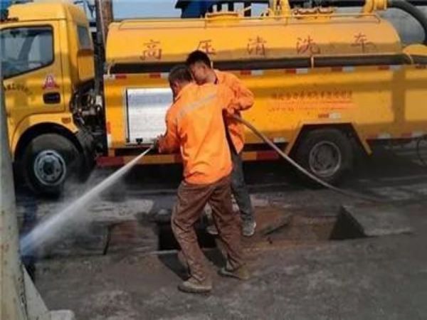 重庆下水管堵了怎么疏通（重庆下水道堵了怎么通）