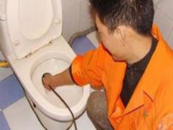 重庆管道疏通报价（重庆专业管道疏通价格）